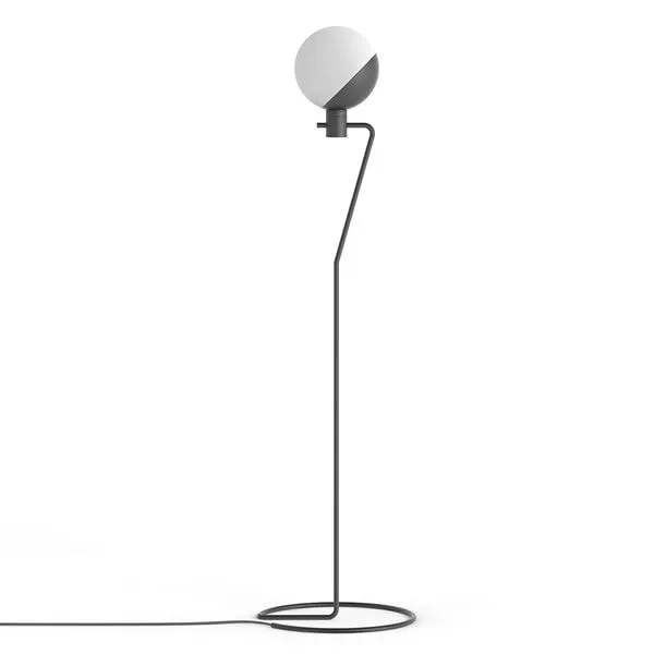 Grupa Baluna Sort – gulvlampe — produktfoto