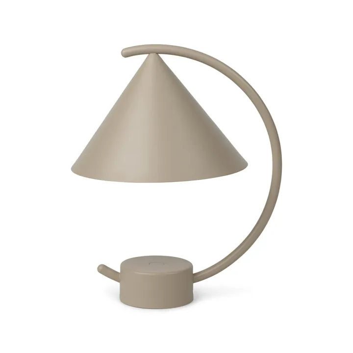 Ferm Living Meridian Cashmere – transportabel bordlampe — produktfoto