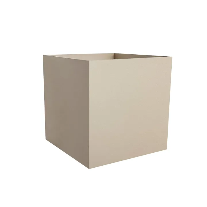 Dyberg Larsen Venus 10x10 Beige – væglampe — produktfoto