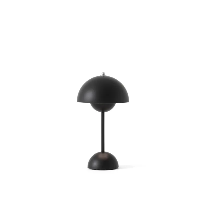 &Tradition Flowerpot VP9 Mat Sort – transportabel bordlampe — produktfoto