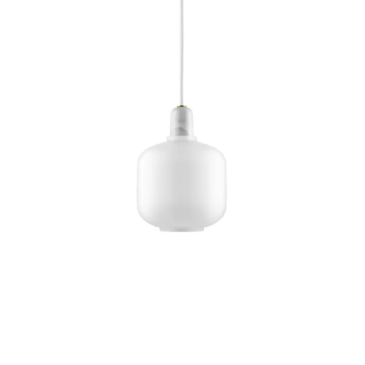 Normann Copenhagen Amp Lille Hvid/Hvid – pendel — produktfoto
