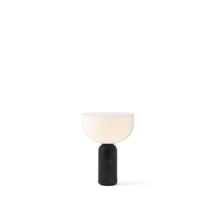 New Works Kizu Sort Marmor – transportabel bordlampe — produktfoto
