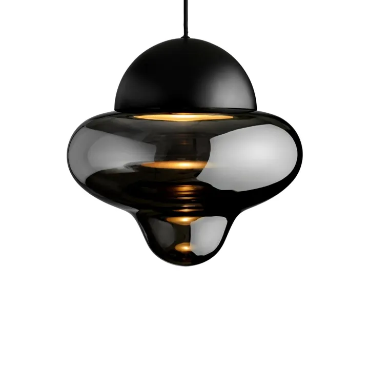 Design By Us Nutty XL Smoke Glass / Black Dome – pendel — produktfoto