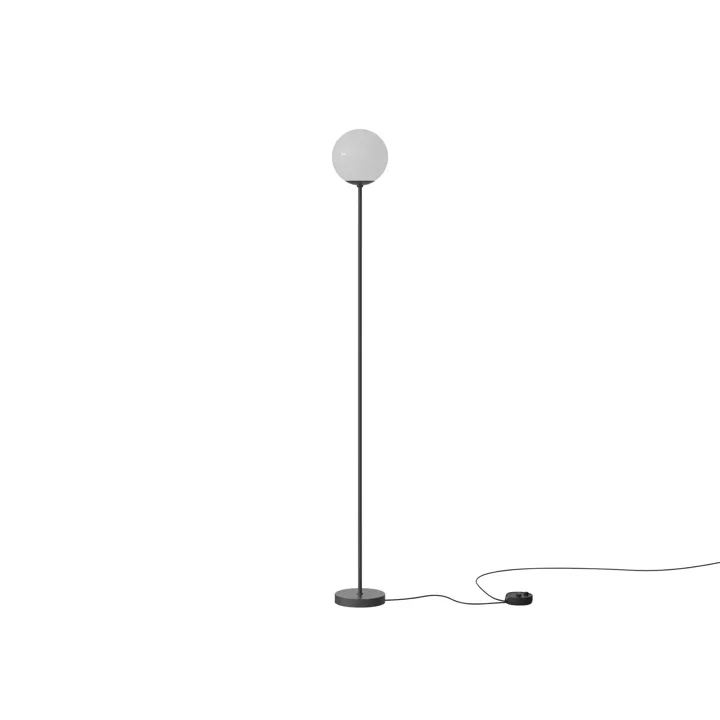 Astep Model 1081 168 cm Sort – gulvlampe — produktfoto