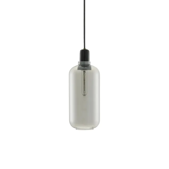 Normann Copenhagen Amp Stor Røgfarvet/Sort – pendel — produktfoto