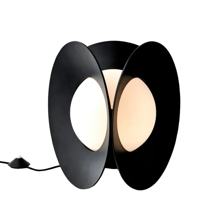 DCW Editions Armen Sort DCW Editions – bordlampe — produktfoto