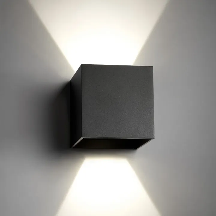 LIGHT-POINT Box Sort LIGHT-POINT – væglampe — produktfoto