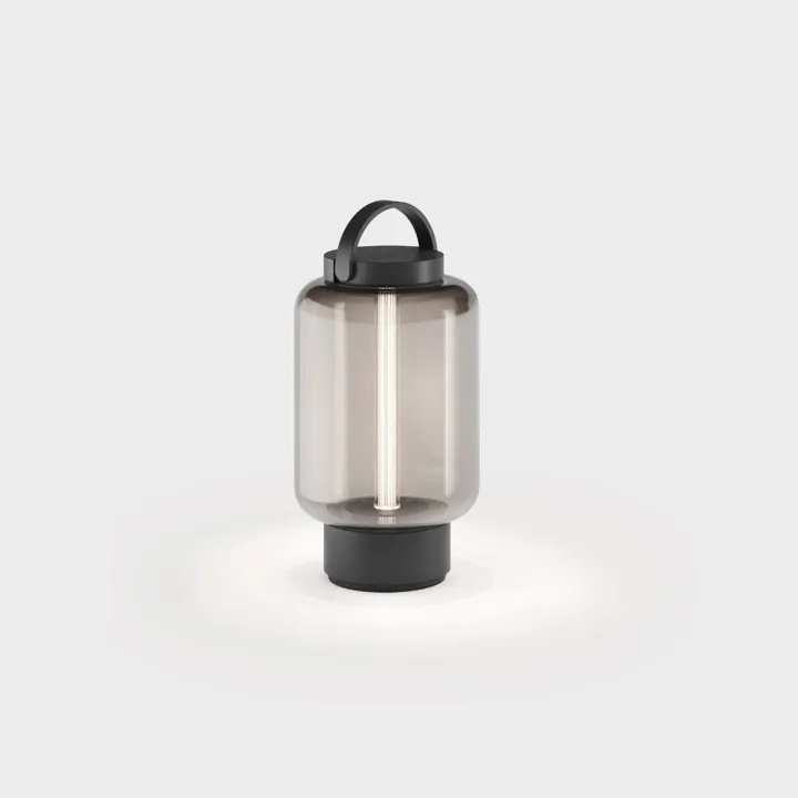 Lampefeber Qu Lantern Sort - IP44.de – transportabel bordlampe — produktfoto