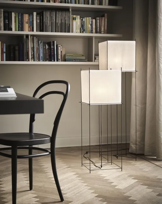 Lotek classic, black frame – gulvlampe — produktfoto