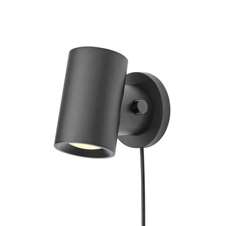 Muuto Beam Sort – væglampe — produktfoto