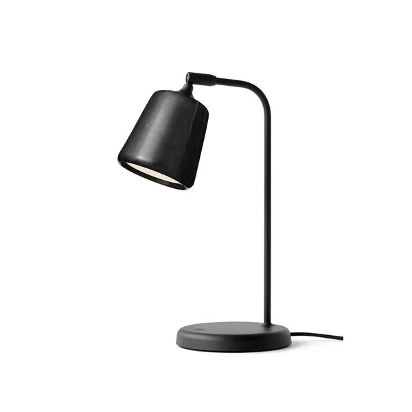 New Works Material Sort Marmor – bordlampe — produktfoto
