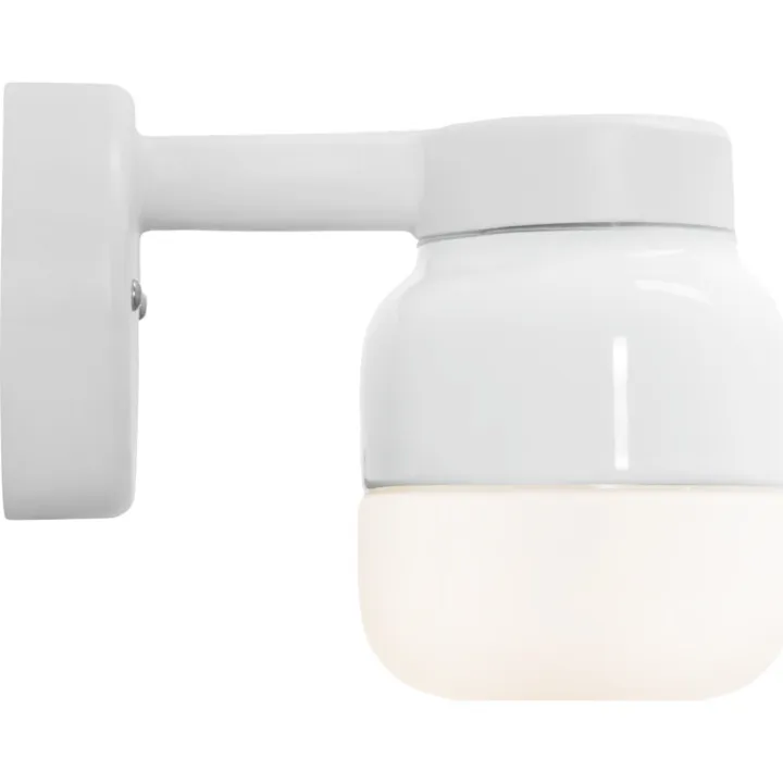 Ifö Electric Ohm , hvid/opal – væglampe — produktfoto