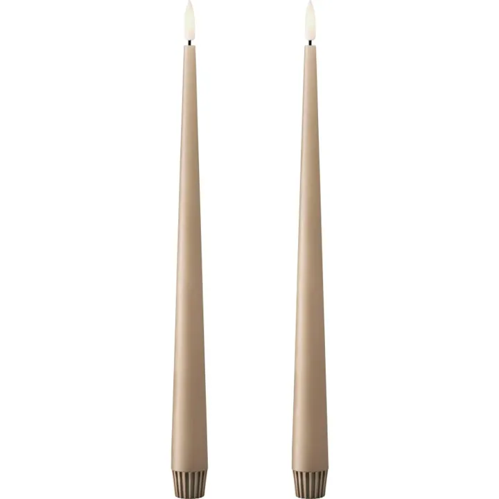 ester & erik LED kronelys, 30 cm, lysebrun, 2-pak – LED-stearinlys — produktfoto