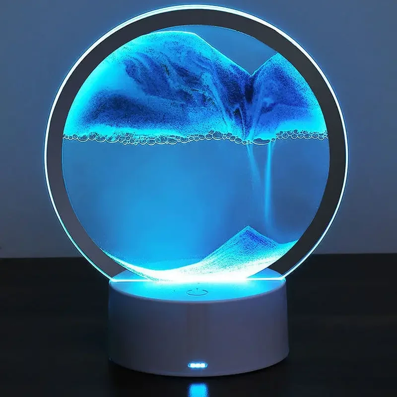 3D LED lampe med dynamisk bevægeligt sand. Farveskift mellem 7 farver. — produktfoto