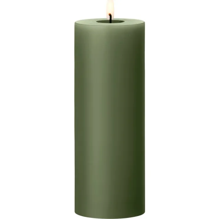ester & erik LED bloklys, mørkegrøn, 20 cm – LED-stearinlys — produktfoto