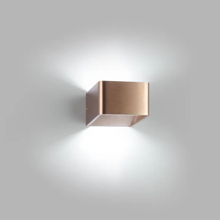 Mood 1 LED Rose gold Light-point (outlet) – væglampe — produktfoto