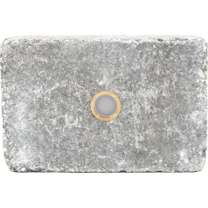 Light By Juul Light By Juhl holmegaardsten med Cosmos messing spot, 14x21x5,5 cm, antracit – udendørslampe — produktfoto