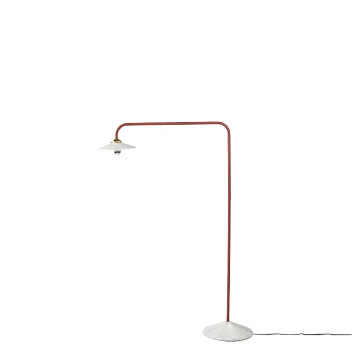 Valerie Objects Valerie Object Standing Lamp N°1 Menie Red – gulvlampe — produktfoto