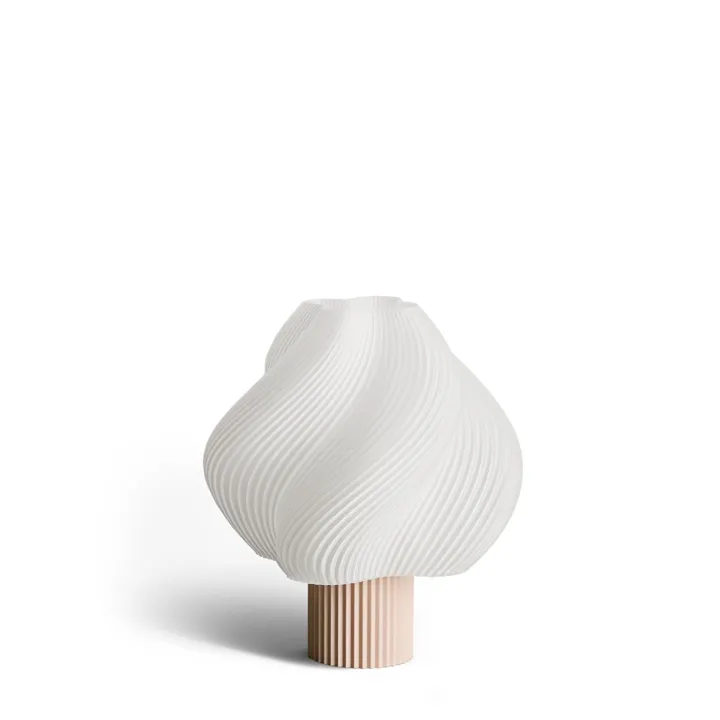 Créme Atelier Crème Atelier Soft Serve Wild Strawberry – transportabel bordlampe — produktfoto