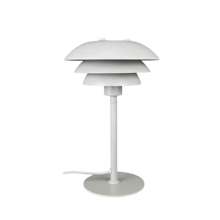 Dyberg Larsen Sixteen Perlehvid – bordlampe — produktfoto
