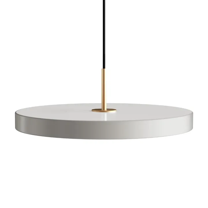 Umage Asteria Plus Medium Pearl White m/ Messingtop – pendel — produktfoto