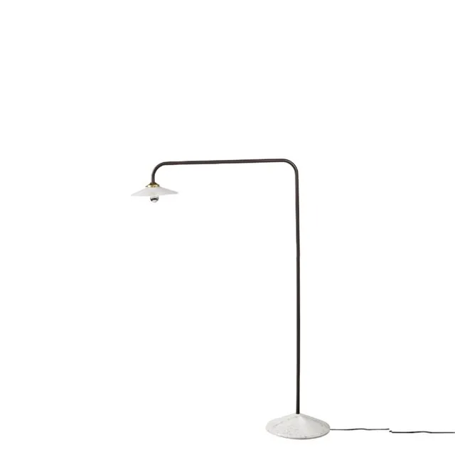 Valerie Objects Standing Lamp N°1 Sort – gulvlampe — produktfoto