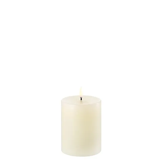 Uyuni LED bloklys, Nordic white, Smooth, 7,8x10 cm – LED-stearinlys — produktfoto