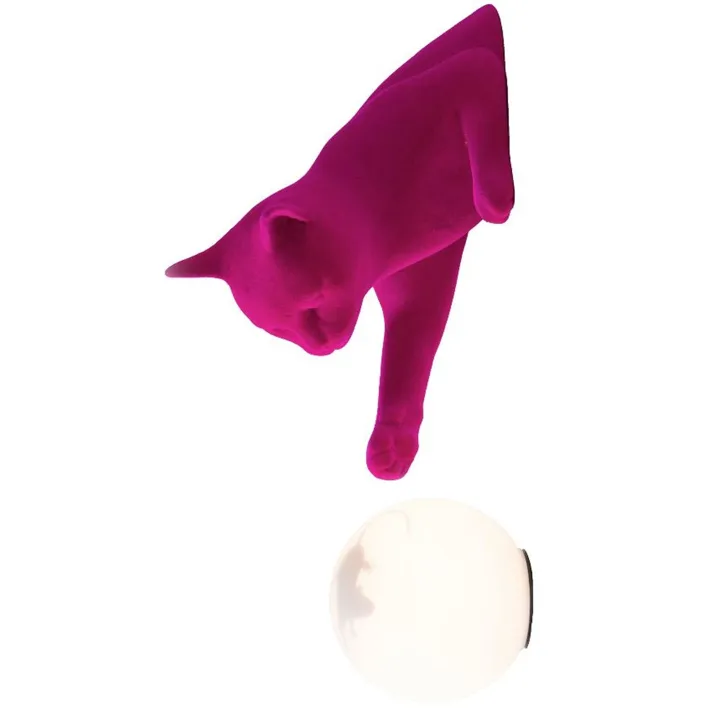Karman Maoo Fuscia Velvet – væglampe — produktfoto