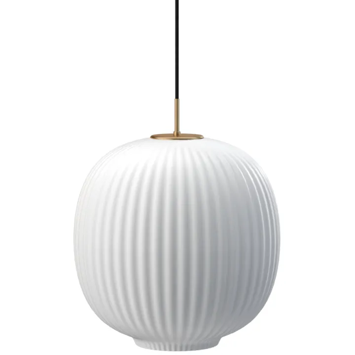 Edgeform Vibra Ø35 Opal – pendel — produktfoto