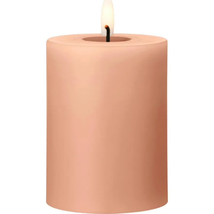 ester & erik LED bloklys, rosa, 10 cm – LED-stearinlys — produktfoto