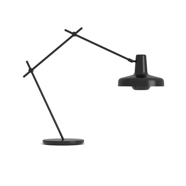 Grupa Arigato Sort – bordlampe — produktfoto