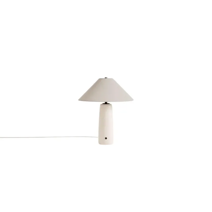 Formarkivet Baton High-Gloss Light Beige – bordlampe — produktfoto