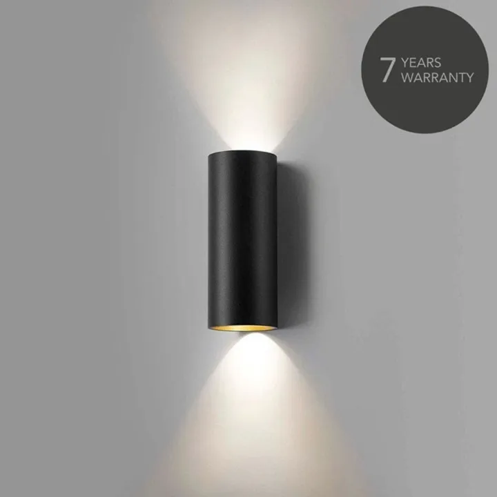 LIGHT-POINT Zero W2 LED Sort/Guld LIGHT-POINT – væglampe — produktfoto