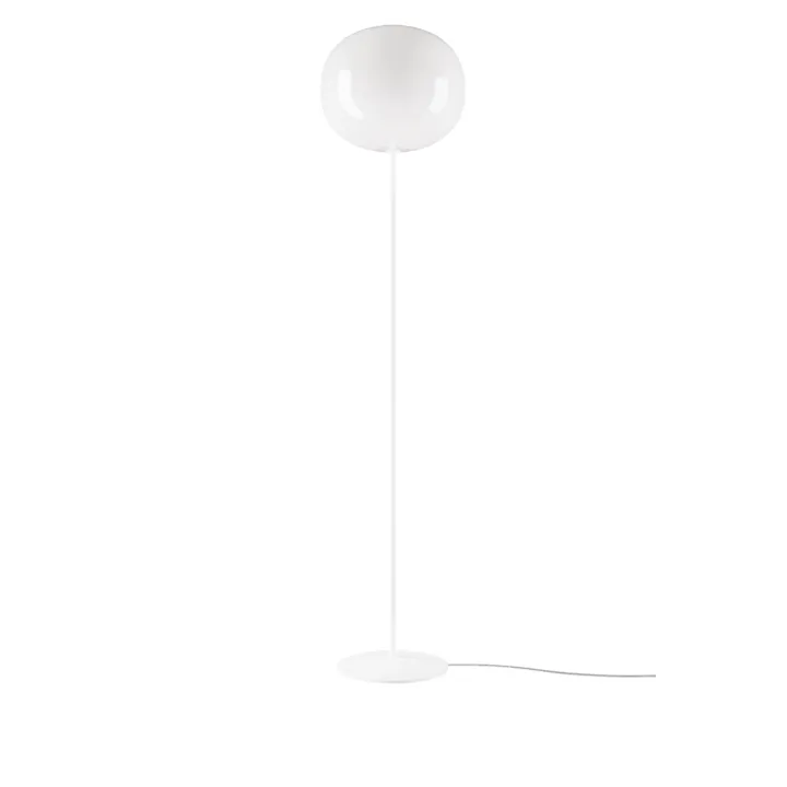 Lodes Volum 42 Lang Glossy White – gulvlampe — produktfoto