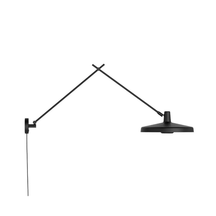 Grupa Products Arigato 45 Sort – væglampe — produktfoto