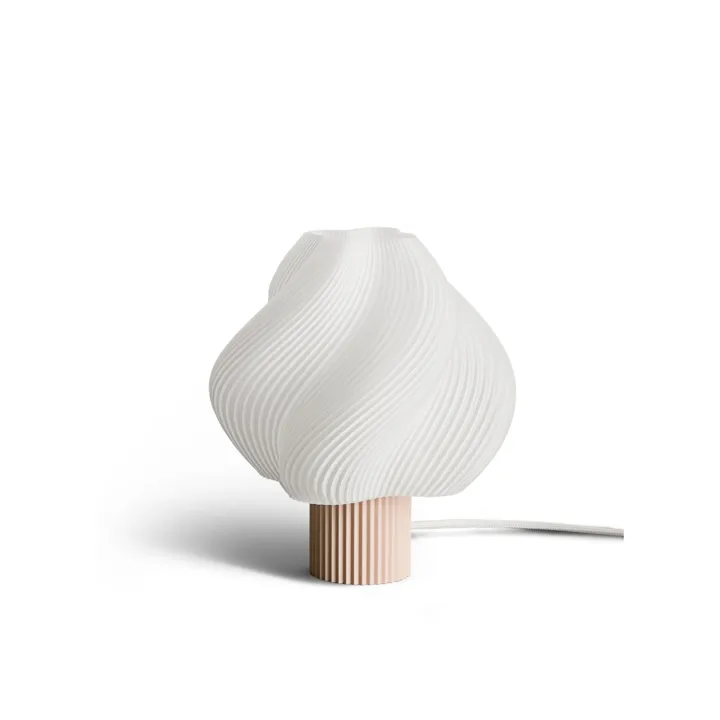 Créme Atelier Crème Atelier Soft Serve Regular Wild Strawberry – bordlampe — produktfoto