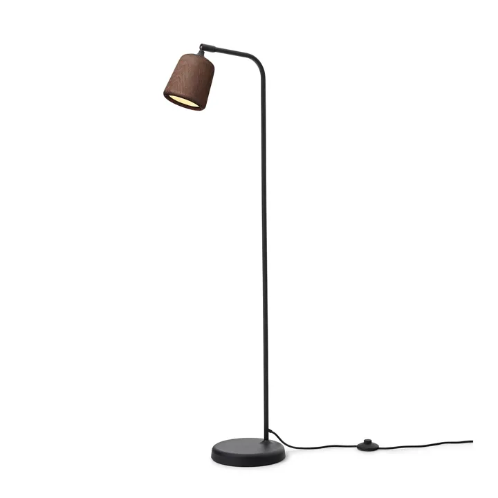 New Works Material Røget Eg – gulvlampe — produktfoto