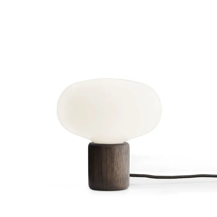 New Works Karl-Johan Opal Glas – bordlampe — produktfoto