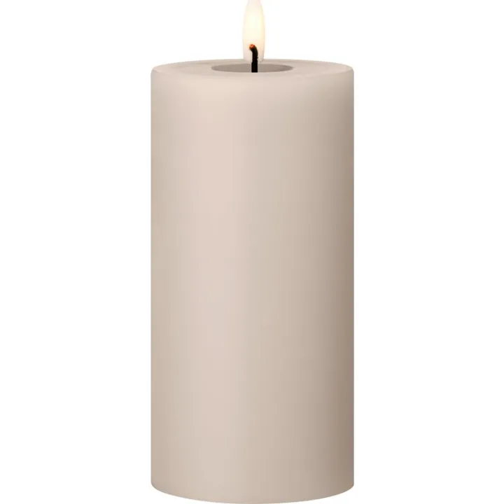 ester & erik LED bloklys, beige, 15 cm – LED-stearinlys — produktfoto