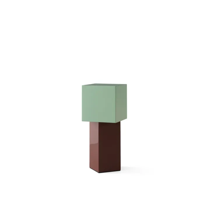 &Tradition Pivot ATD7 Rusty Mint – transportabel bordlampe — produktfoto