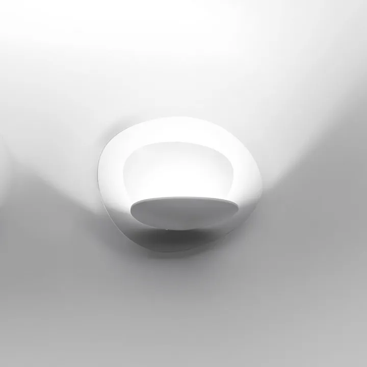 Artemide Pirce Micro LED Hvid 2700K – væglampe — produktfoto