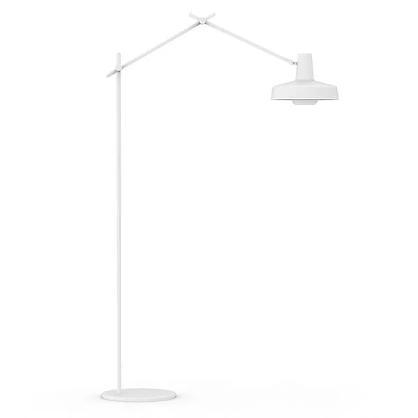 Grupa Arigato Hvid – gulvlampe — produktfoto