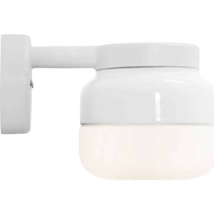 Ifö Electric Ohm , hvid/opal – væglampe — produktfoto