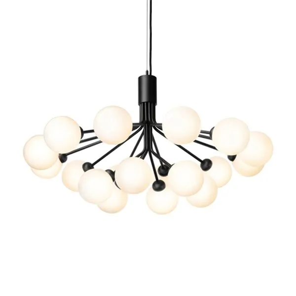 Nuura Apiales 18 Sort og Opal Glas – lysekrone — produktfoto