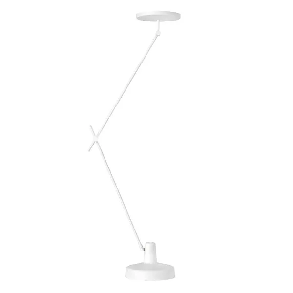 Grupa Arigato Lang Hvid – loftlampe — produktfoto