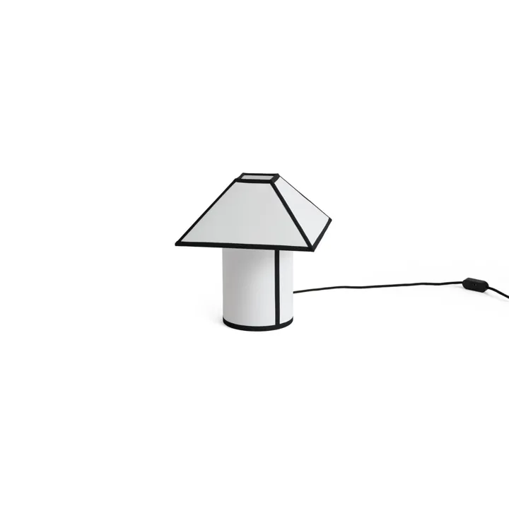 HAY Ava Pyramid 29 Hvid – bordlampe — produktfoto