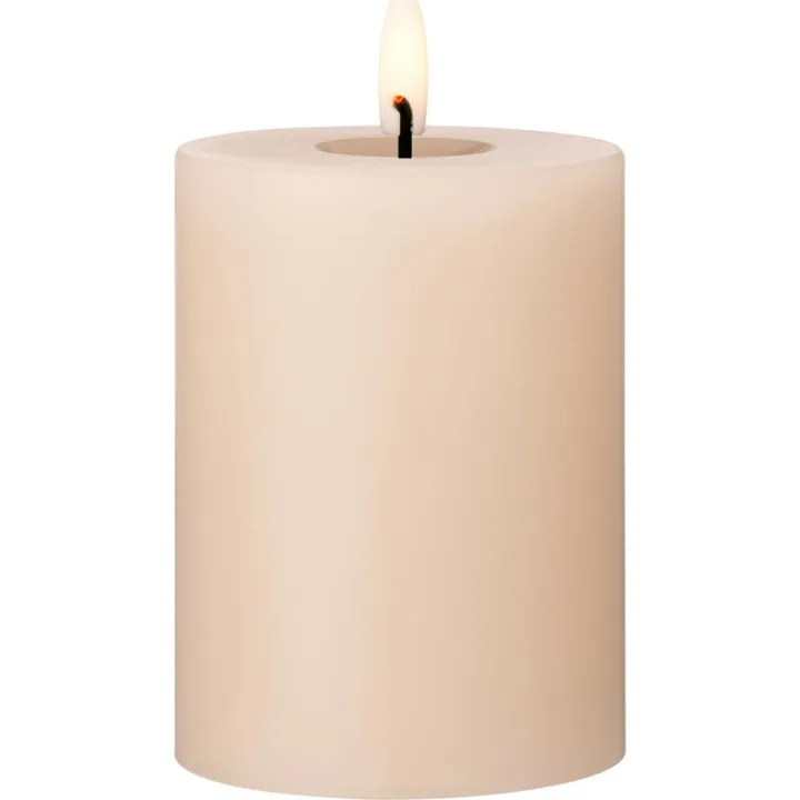 ester & erik LED bloklys, creme, 10 cm – LED-stearinlys — produktfoto