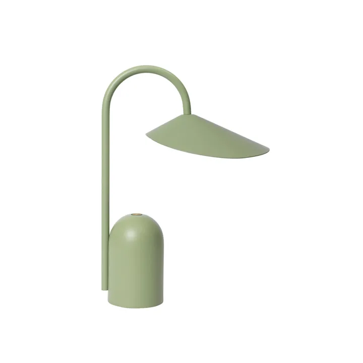 Ferm Living Arum Tea Green – transportabel bordlampe — produktfoto