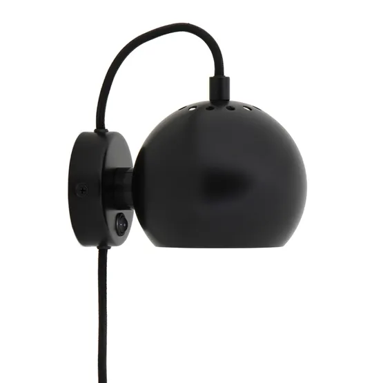 Frandsen Lighting Ball , mat sort – væglampe — produktfoto