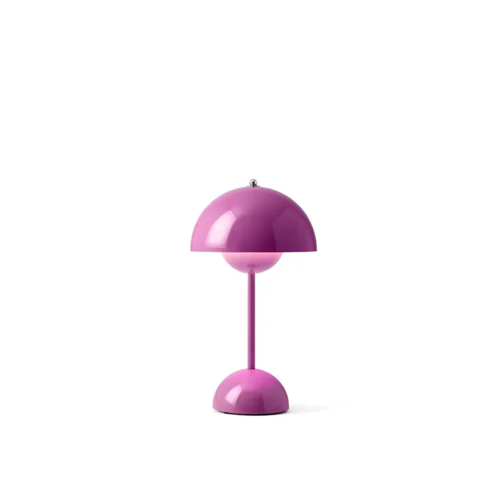 &Tradition Flowerpot VP9 Tangy Pink – transportabel bordlampe — produktfoto